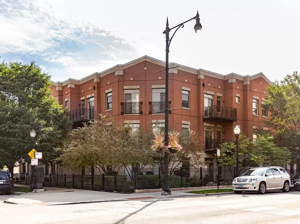 757 W 14th St APT 3A, Chicago, IL 60607