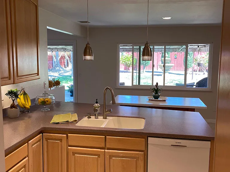 1618 Larwood Rd — Photo 10