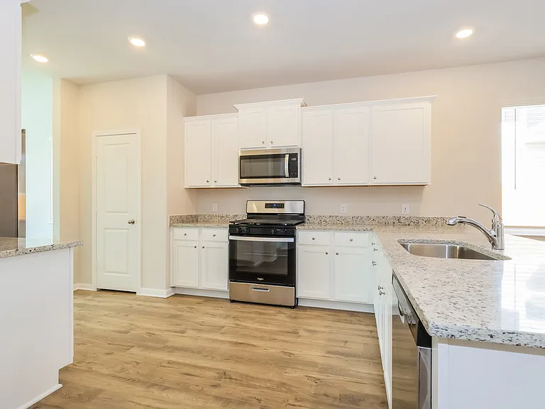 15571 Caramel Springs Dr — Photo 7