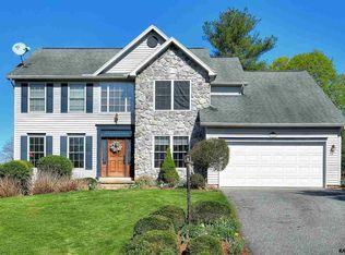 2272 Bernays Dr, York, PA 17404