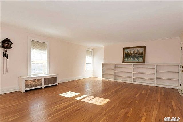 1st image of 105 7th St