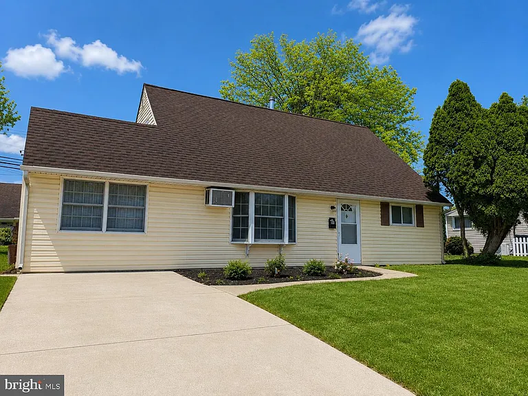 71 Handy Rd — Photo 1