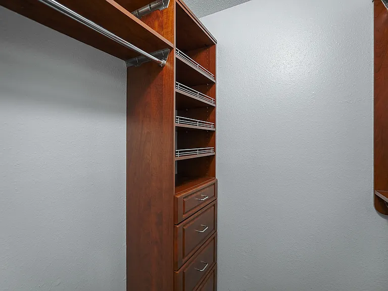 Ironhorse Flats- Walk-In Closet