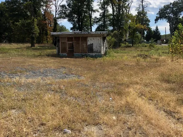 6143 Old Central Ave, Capitol Heights, MD 20743