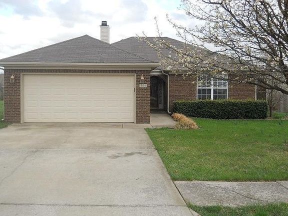 3rd image of 204 Palm Hills Dr