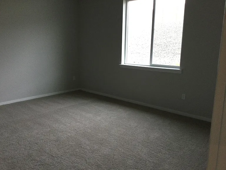 5621 Remington Dr — Photo 14