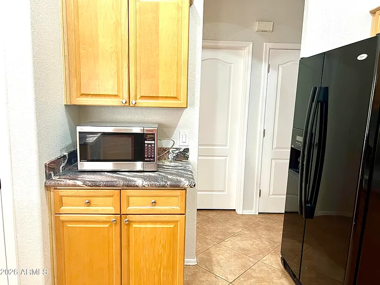407 W Helena Dr — Photo 12