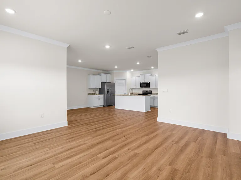 1009 Hayward Loop — Photo 21