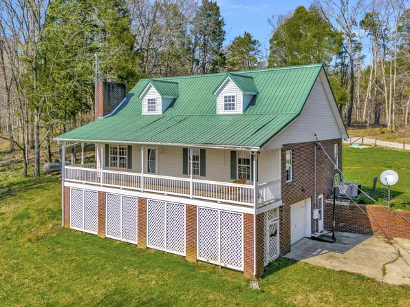 15 Ingham Ln, Cumberland Furnace, TN 37051