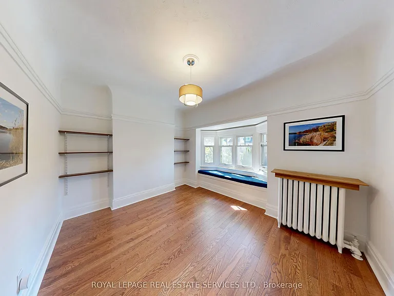 130A Westminster Ave #UPPER LEVEL — Photo 13