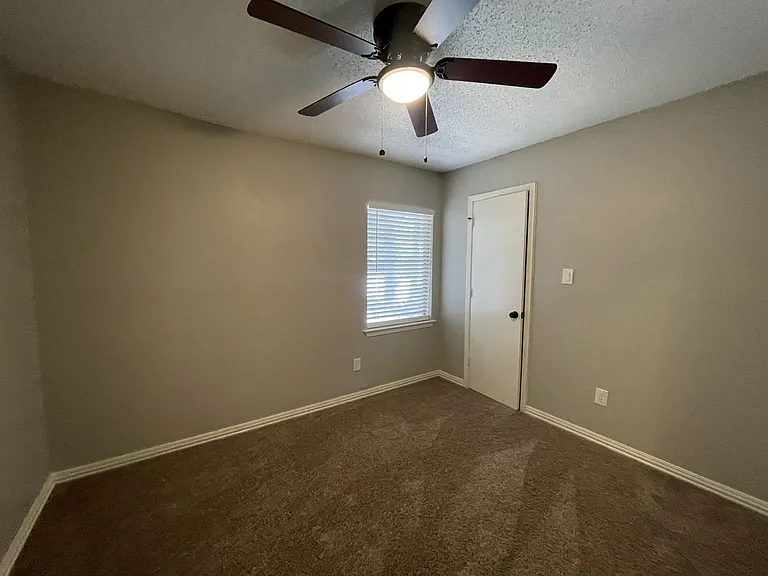 3502 Leighton Dr — Photo 11