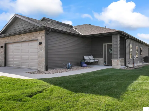 3751 Cabo Dr, Lincoln, NE 68516