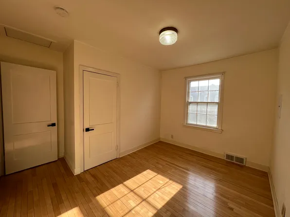 1325 Rogers St, Stevens Point, WI 54481
