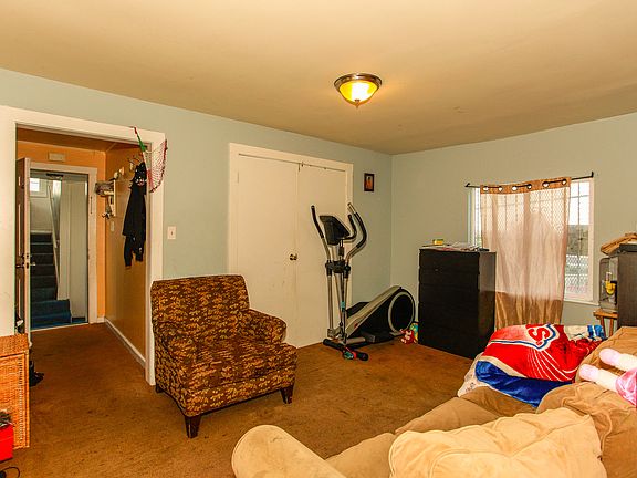 5th image of 1000 Hollister Ave