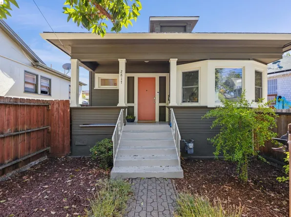 2817 School St, Oakland, CA 94602
