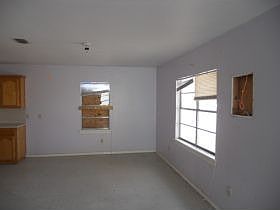 3rd image of 1002 E Egly Ave