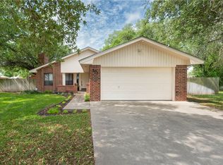 503 Wendt St, Orange Grove, TX 78372