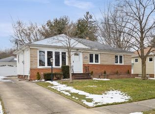 6568 Lawnwood Ave, Parma Heights, OH 44130
