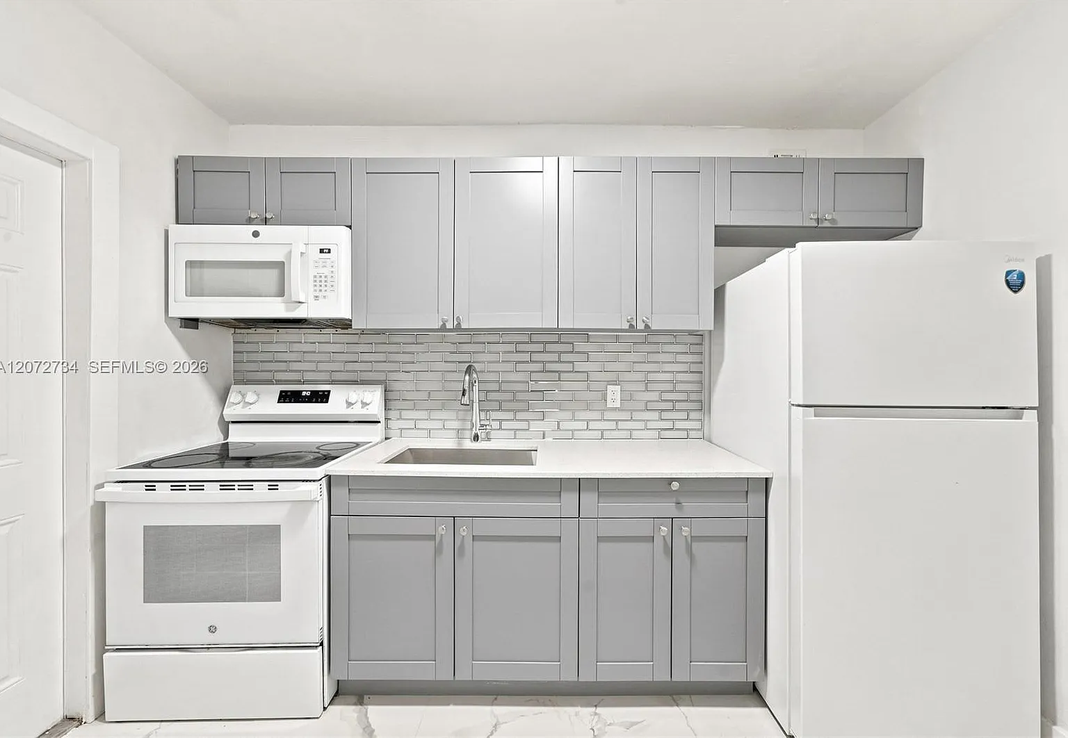 Lawrence Estate East Addn — Photo 4
