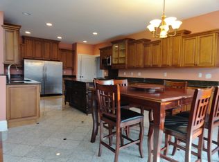 N3045 Lake Forest Cir, Lake Geneva, WI 53147