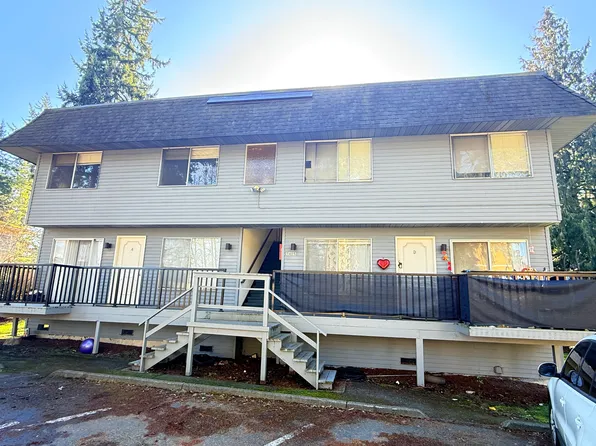 5405 220th St SW APT B, Mountlake Terrace, WA 98043