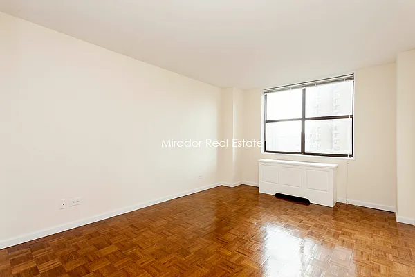 Rented by Mirador Real Estate | media 27