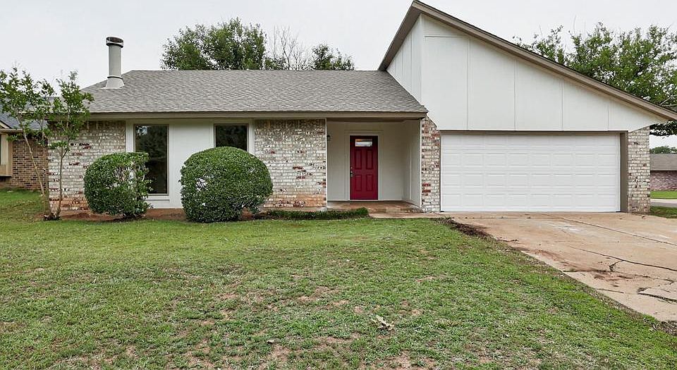 1st image of 2712 Clover Glen Dr