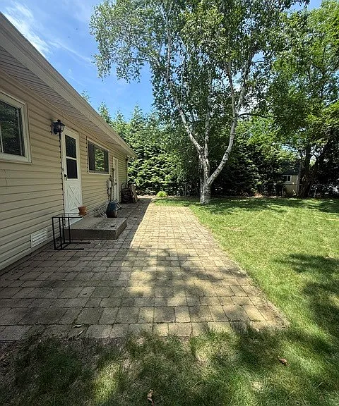 773 Kingston Ln — Photo 14
