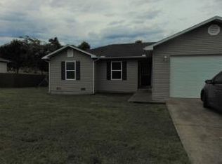 1103 Kimberly St, Berryville, AR 72616