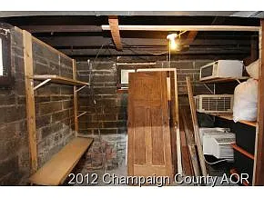 1002 W Hill St photo 1
