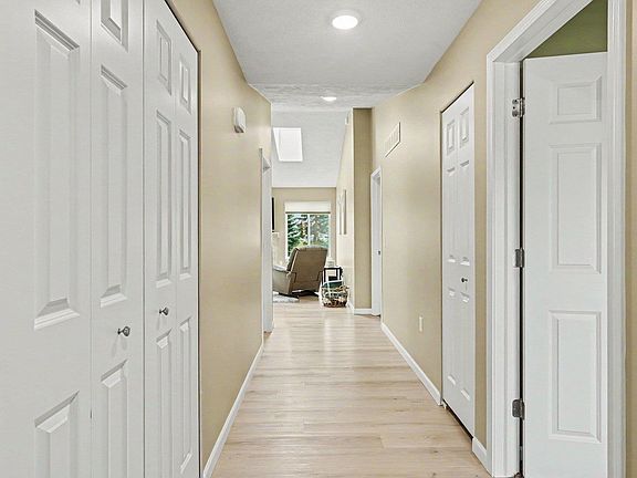 4th image of 1708 Heritage Way