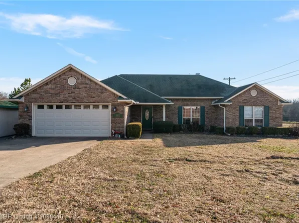 1002 N Ulmer St, Greenwood, AR 72936