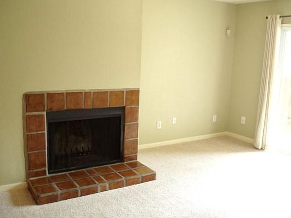4th image of 1880 White Oak Dr APT 133