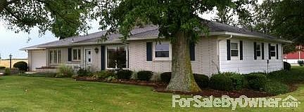 Front Yard View
						:
						1-Story Brick Ranch Home with over 2 Acres. Located 3 miles east of Bluffton.