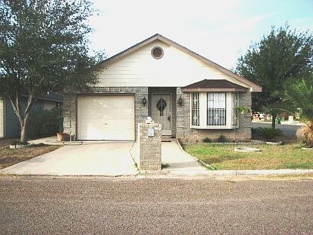 1st image of 2111 Lake Front Dr