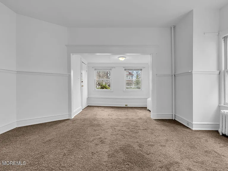805 6th Ave #1 — Photo 7