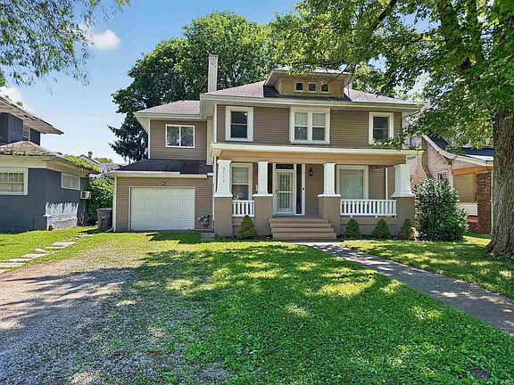 3rd image of 2713 Fairfield Ave