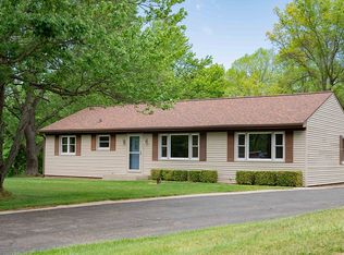 6829 N Clear Creek Rd, Huntington, IN 46750