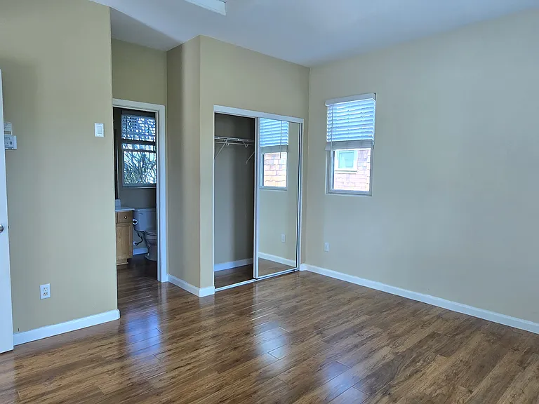 1099 Promenade St #A — Photo 10