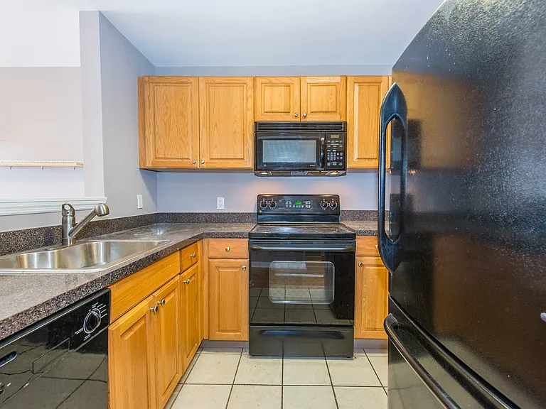318 54th St #4K — Photo 6