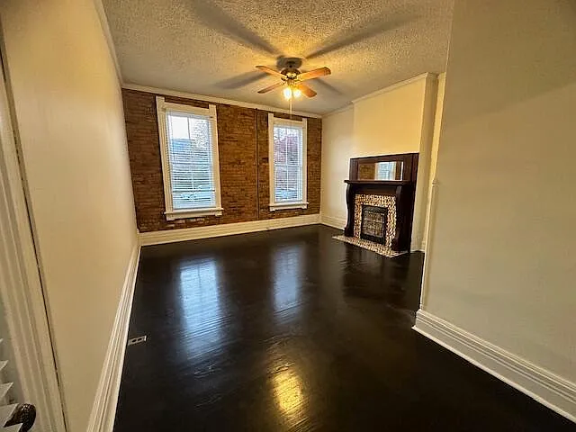 174 Reinhard Ave — Photo 10