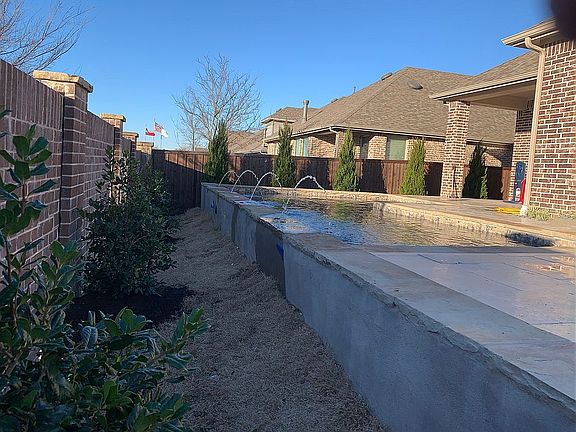 3rd image of 3301 Hickory Bend Trl