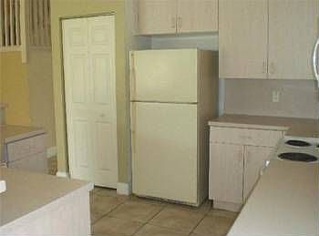 4th image of 14232 NW 23rd St