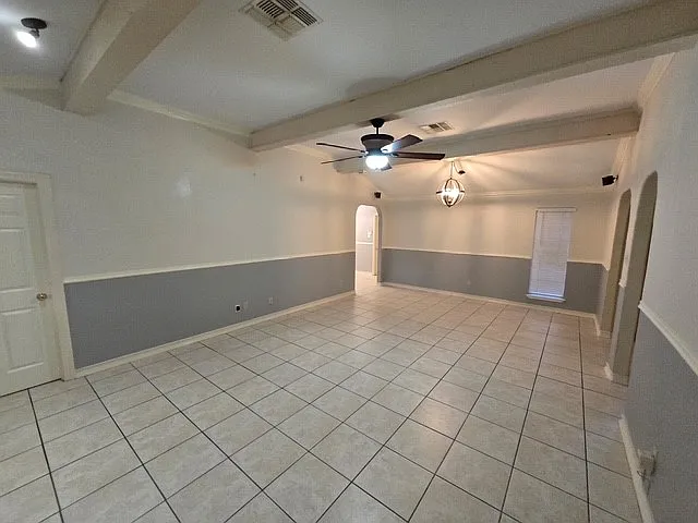 9318 Moon Beam Trl — Photo 3