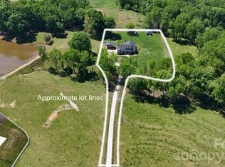 165 Lewis Farm Rd, Bessemer City, NC 28016