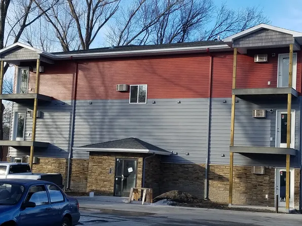 Rhett's Row, 811 10th Ave N APT 9, Fargo, ND 58102