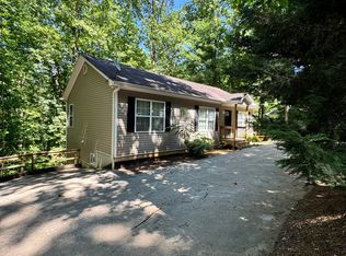 112 Price Ln, Dahlonega, GA 30533