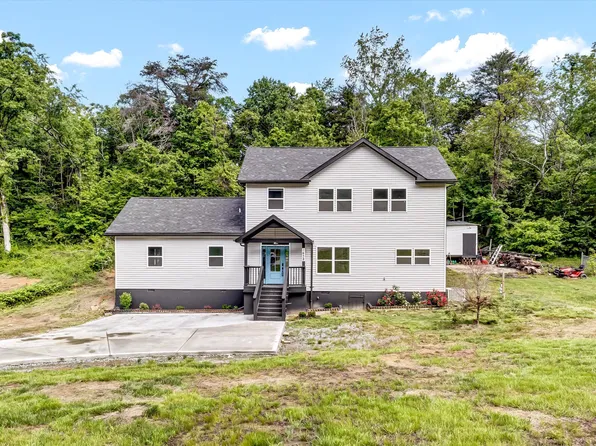 2438 Daniels Dr, Morristown, TN 37813