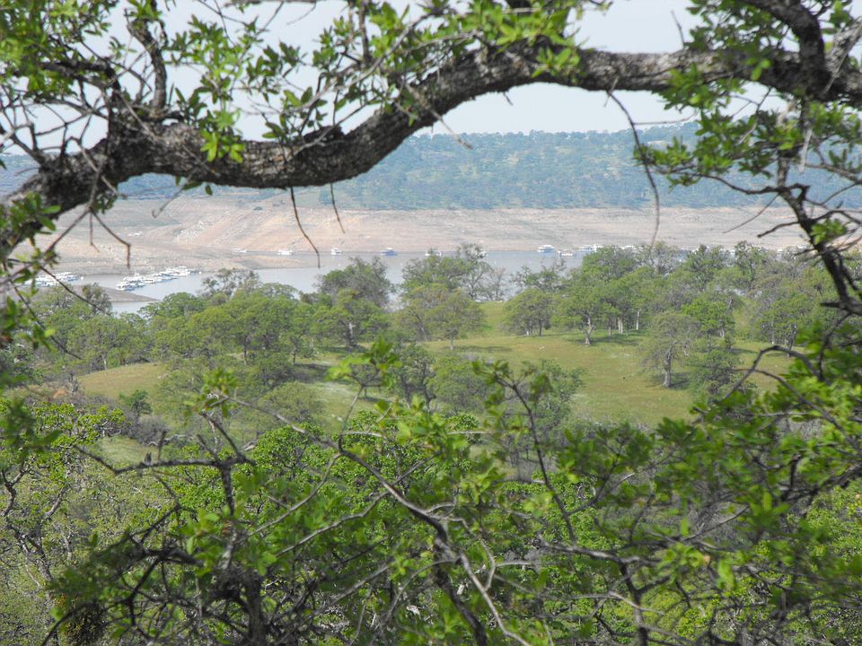1st image of Enebro Dr