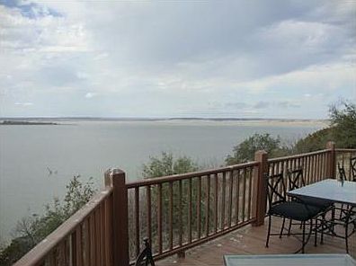2nd image of 1569 Whitecrest Dr